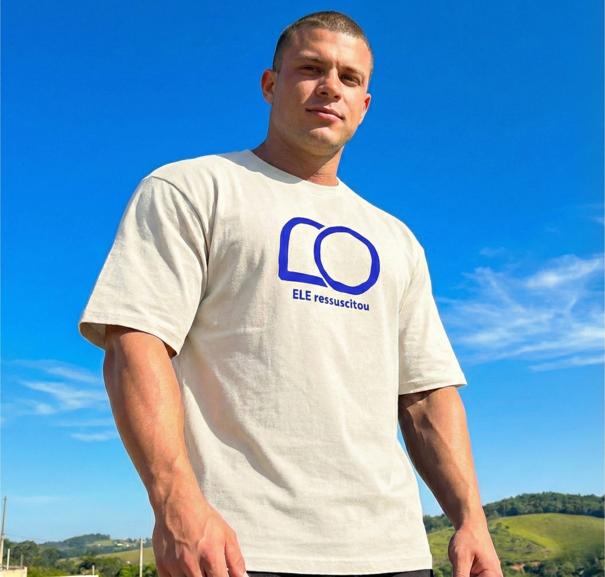 Oversized Ele Ressuscitou — Essencial 2026